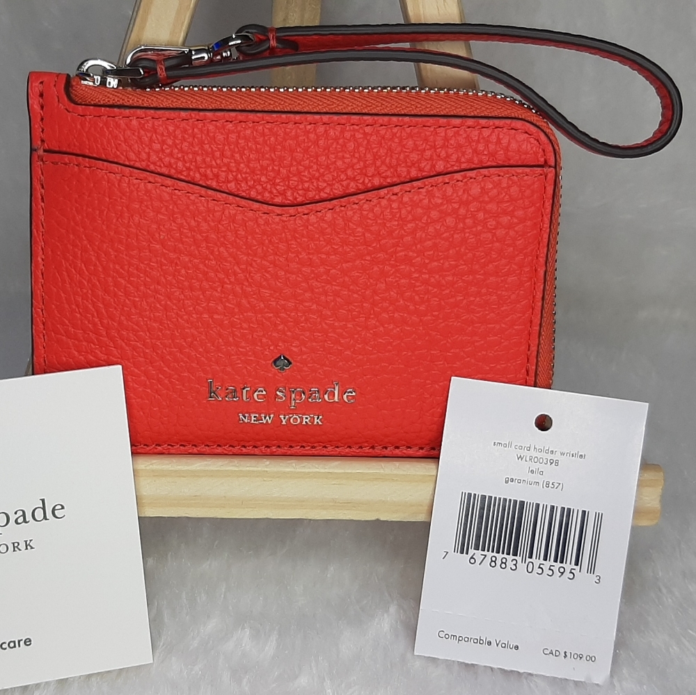 Small card holder wristlet